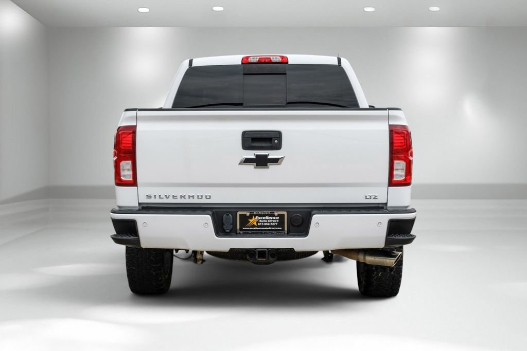 Used 2018 Chevrolet Silverado 1500 LTZ Z71 w/ LTZ Plus Package AWD/4WD image 7