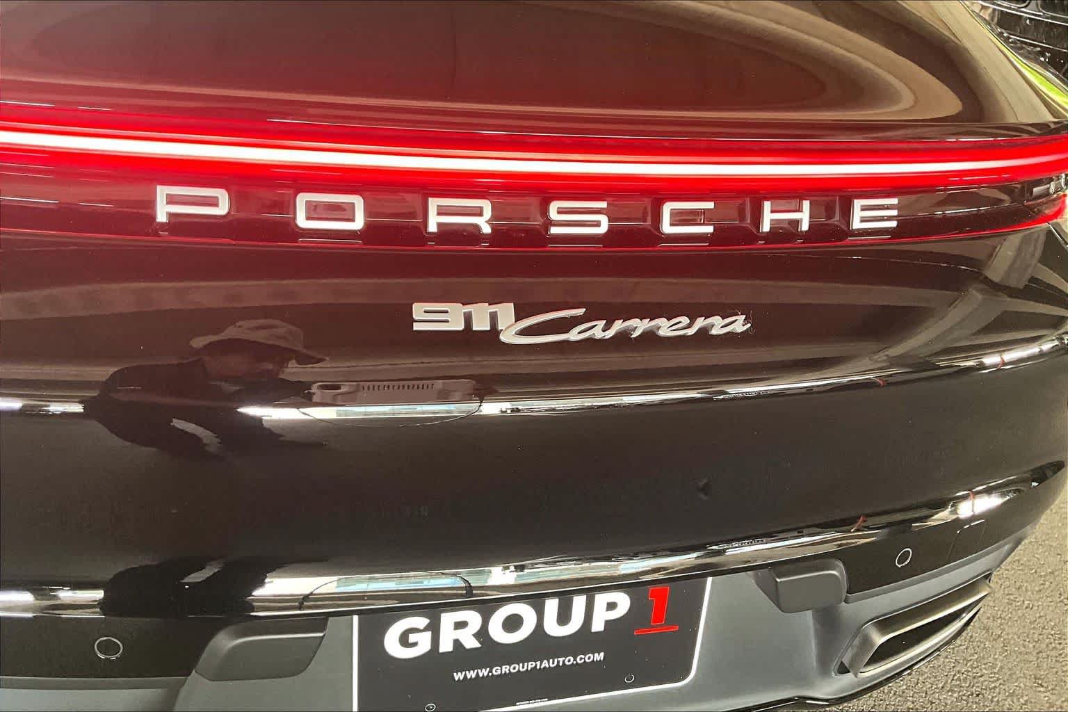 Used 2024 Porsche 911 Carrera RWD image 9