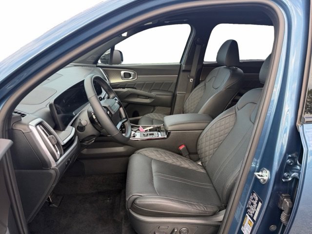 Certified 2026 Kia Sorento SX Prestige AWD/4WD image 9