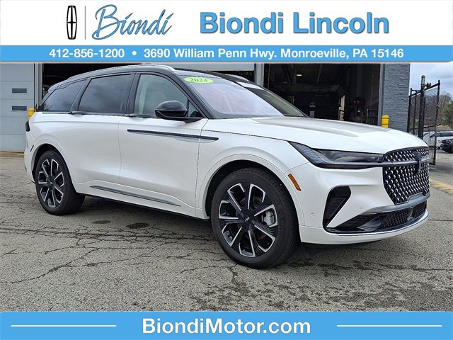 Used 2024 Lincoln Nautilus Reserve w/ Equipment Group 203A image 1