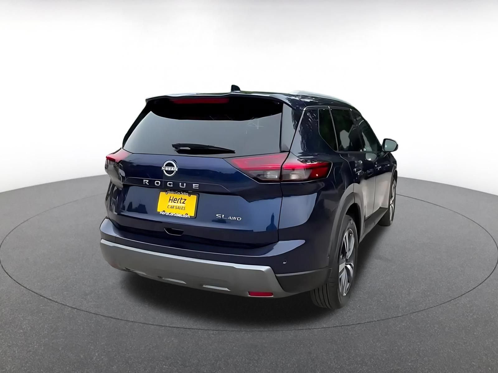 Used 2026 Nissan Rogue SL AWD/4WD image 15