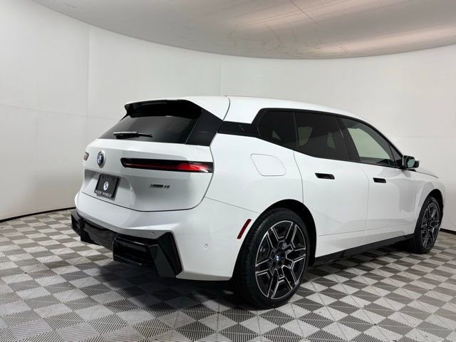 New 2026 BMW iX xDrive45 w/ M Sport Package image 7