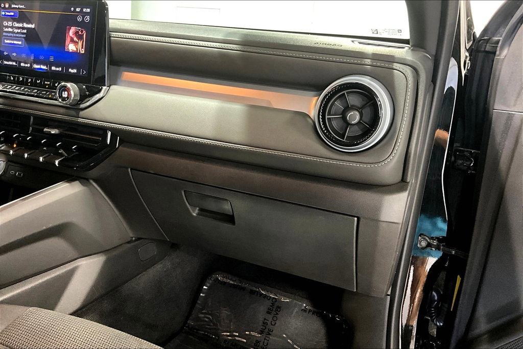 Used 2024 Chevrolet Colorado LT w/ LT Convenience Package II image 19