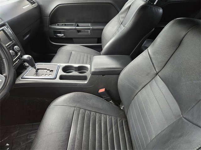 Used 2012 Dodge Challenger SXT Plus image 10