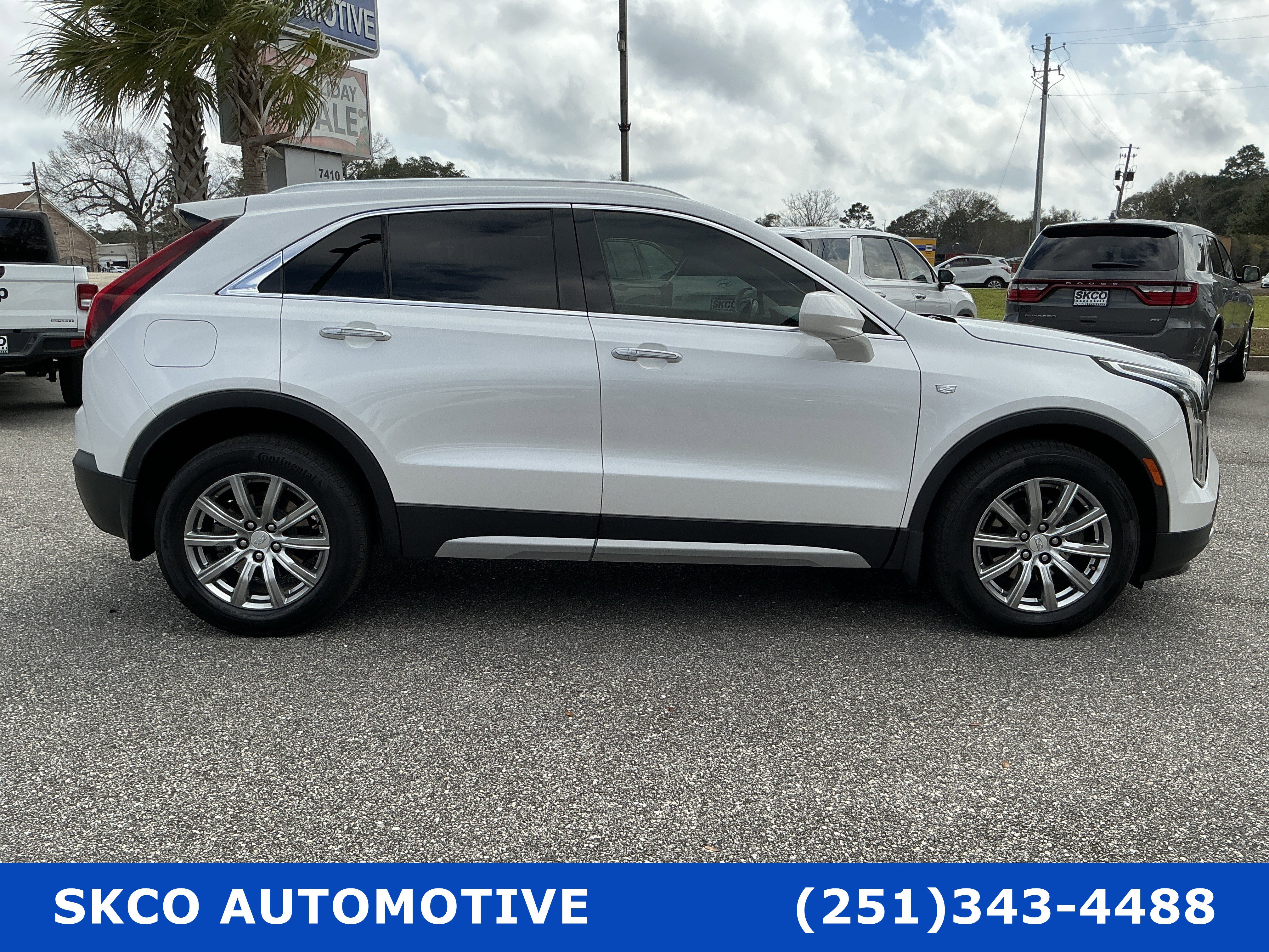Used 2020 Cadillac XT4 Premium Luxury w/ Driver Awareness Package image 6