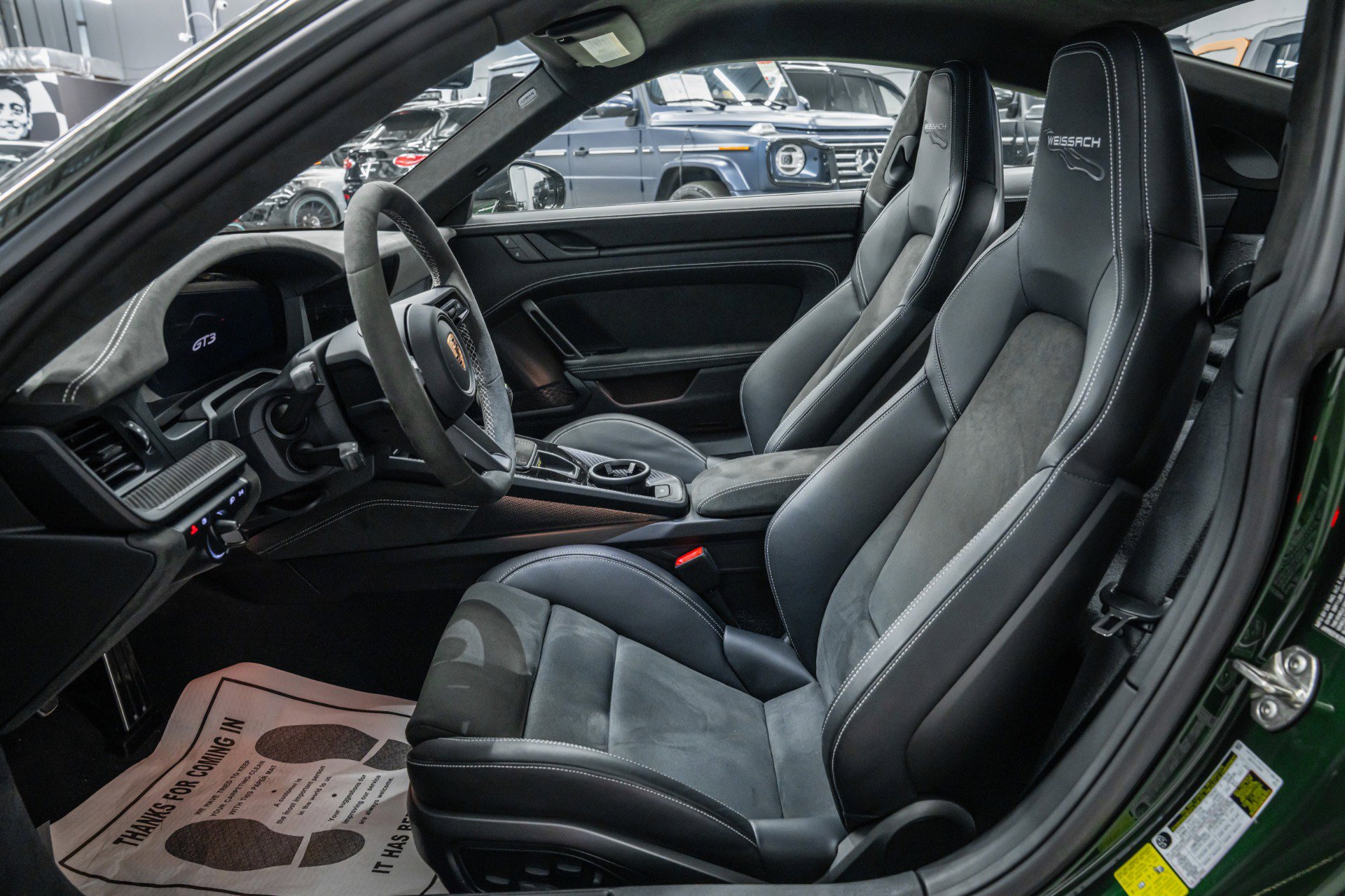 Used 2025 Porsche 911 GT3 RWD image 31