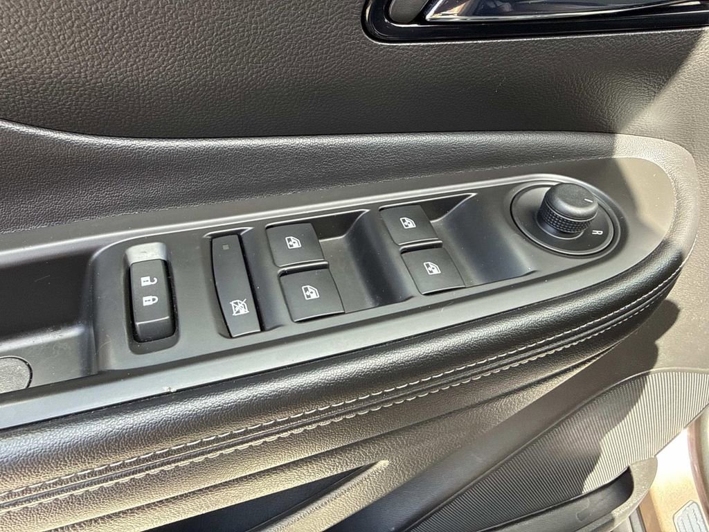 Used 2018 Buick Encore Sport Touring w/ Safety Package image 23