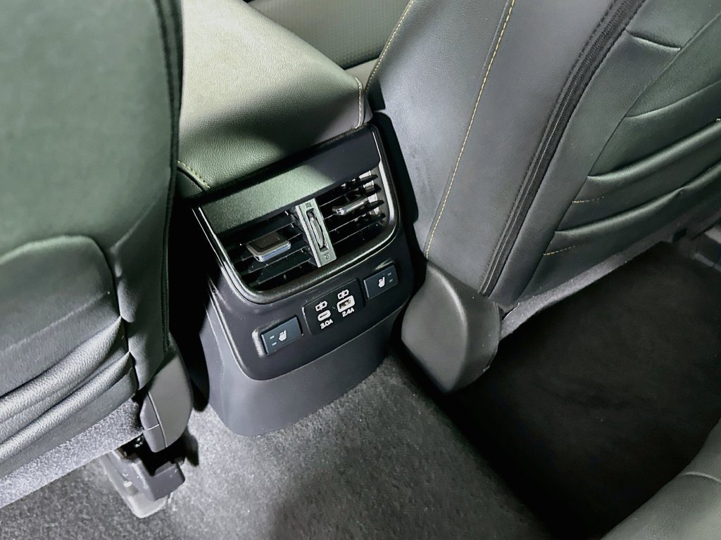 Used 2024 Subaru Outback Wilderness AWD/4WD image 34