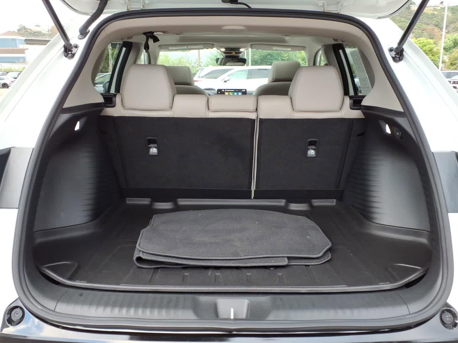 Used 2024 Honda HR-V EX-L image 4