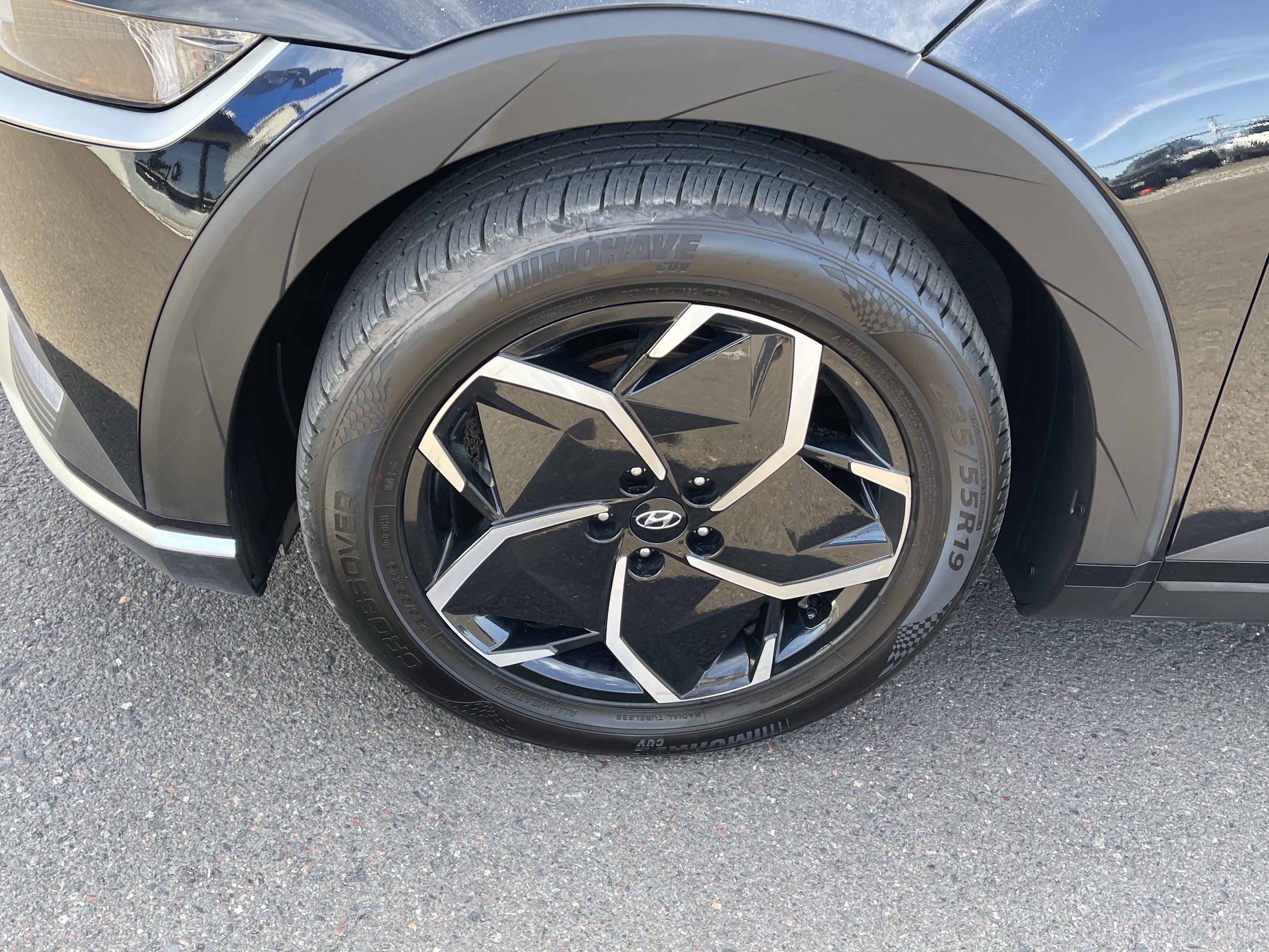 Certified 2024 Hyundai Ioniq 5 SEL AWD/4WD image 9