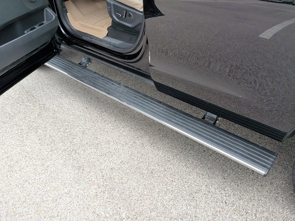 Used 2023 Ford Expedition Limited image 53