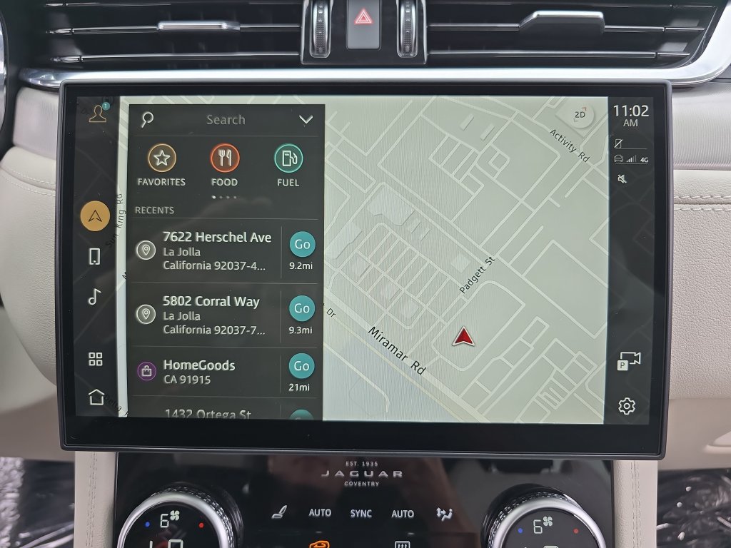 Certified 2025 Jaguar F-PACE R-Dynamic S AWD/4WD image 22