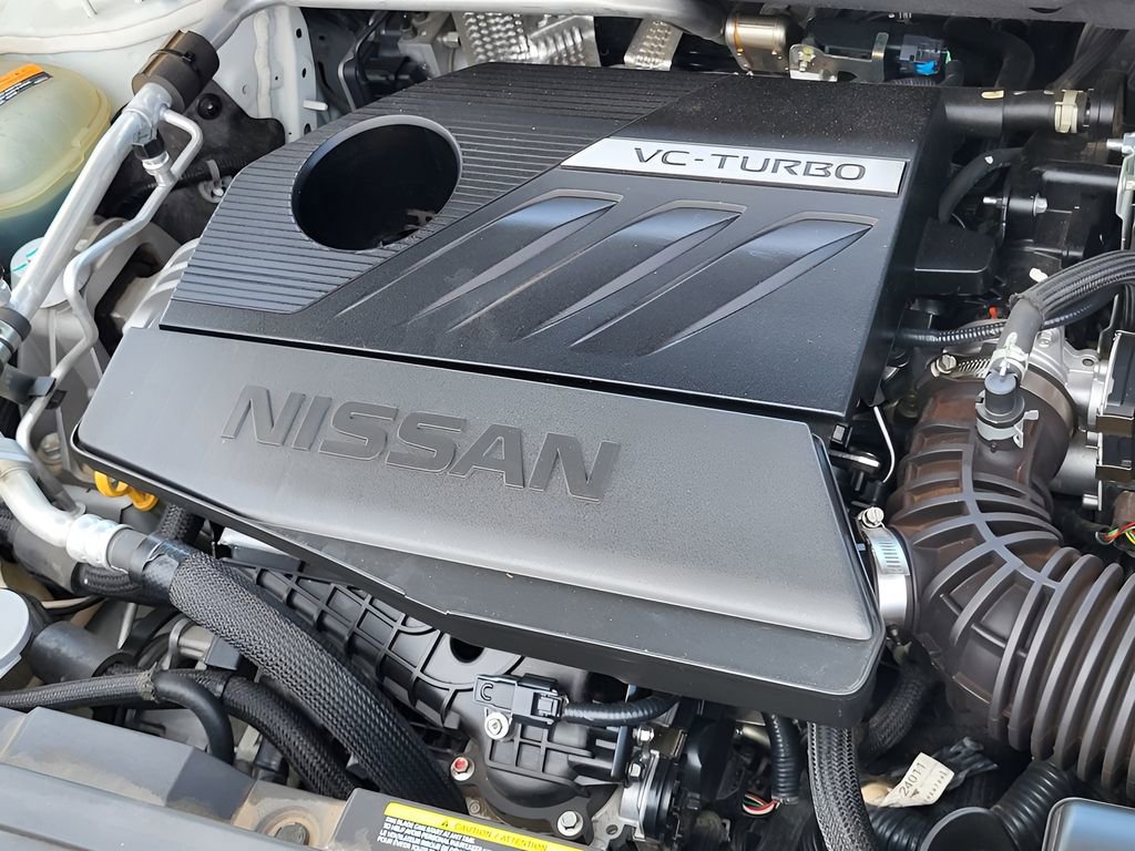 Used 2023 Nissan Rogue SV image 29