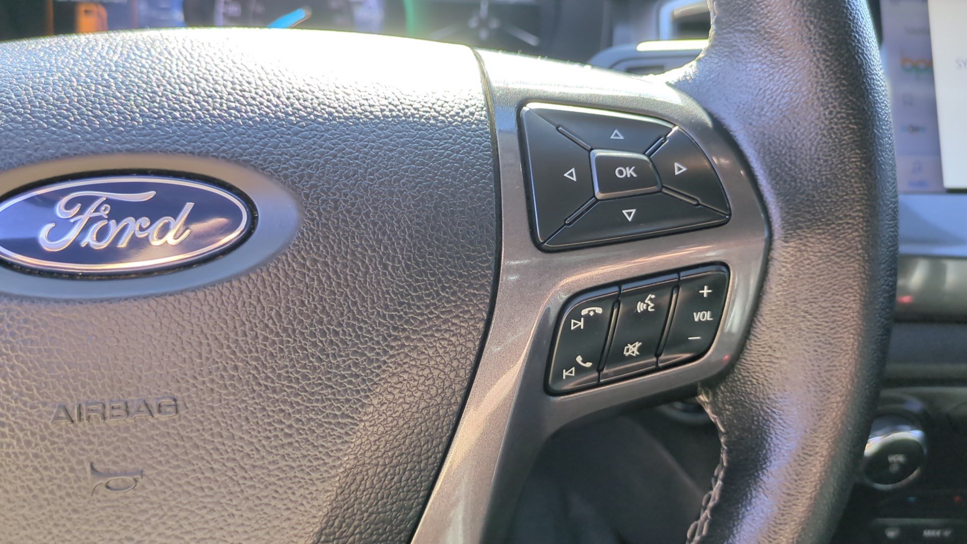 Used 2019 Ford Ranger Lariat w/ Equipment Group 501A Mid AWD/4WD image 18