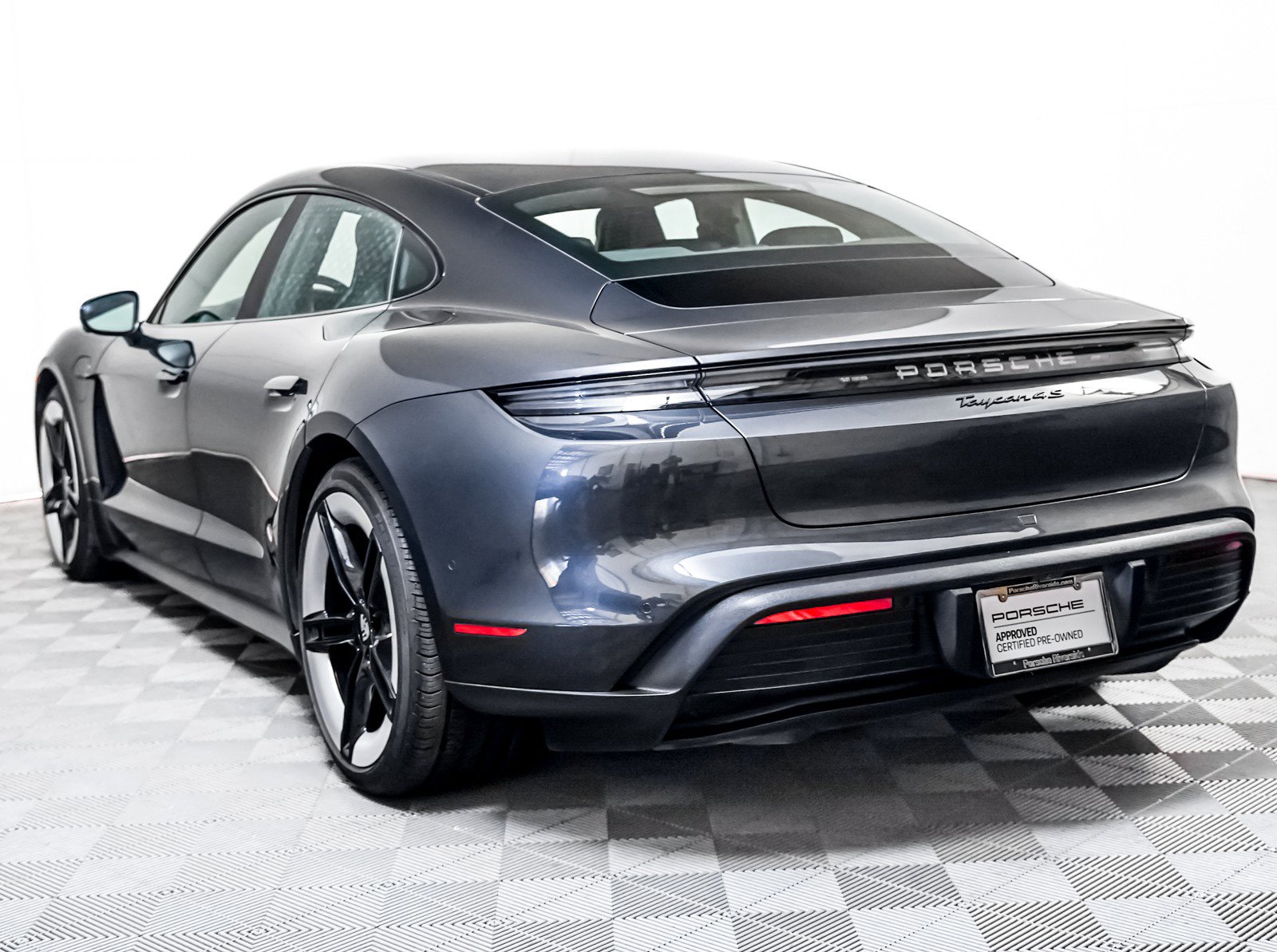 Certified 2025 Porsche Taycan 4S w/ Premium Package image 3