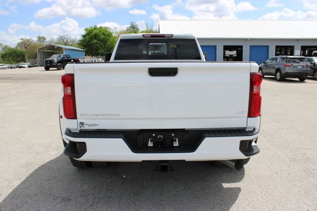 Used 2025 Chevrolet Silverado 3500 LT image 9