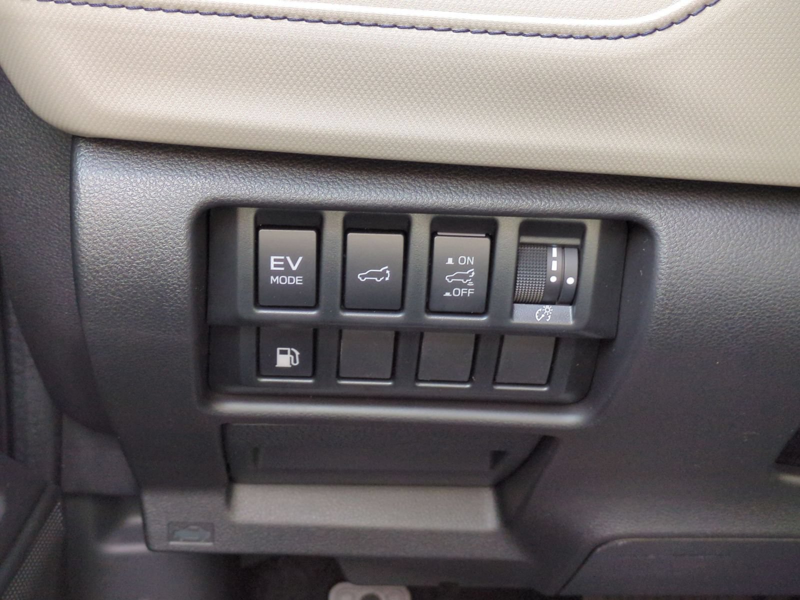 New 2026 Subaru Forester Premium AWD/4WD image 25