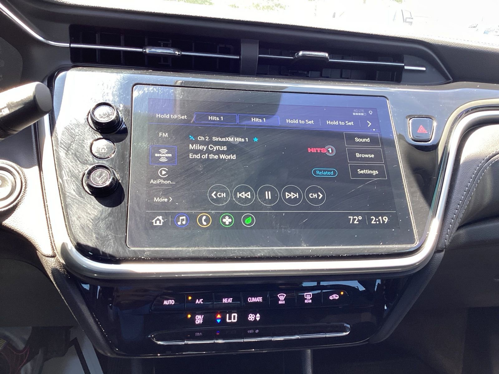 Used 2023 Chevrolet Bolt EUV LT w/ Driver Confidence Package image 16