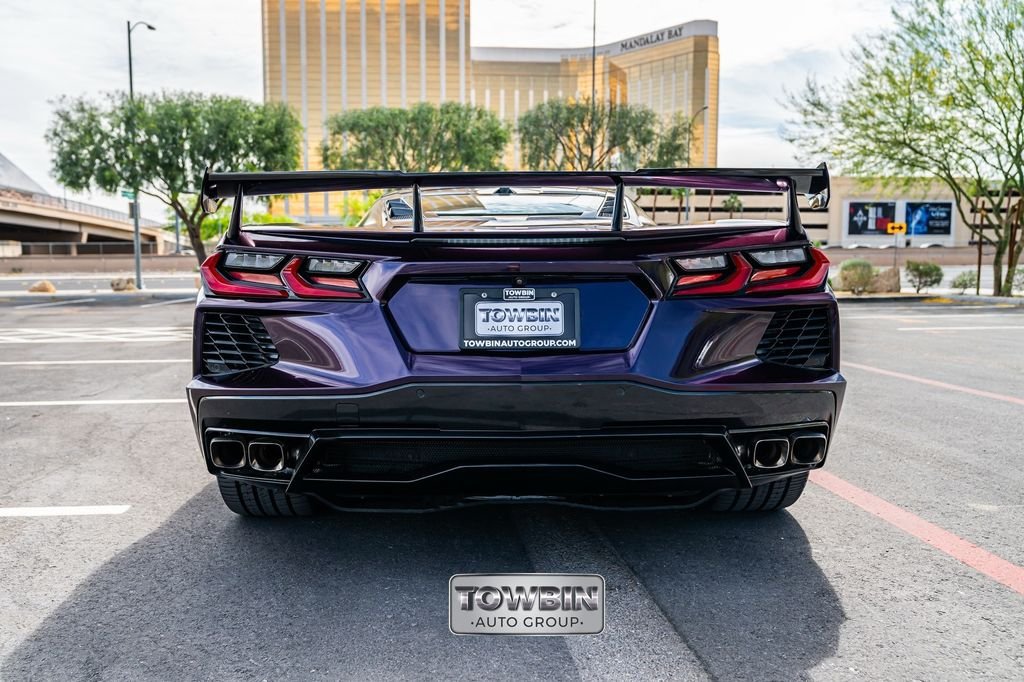 Used 2023 Chevrolet Corvette Stingray Preferred Cpe w/ Engine Appearance Package RWD image 5