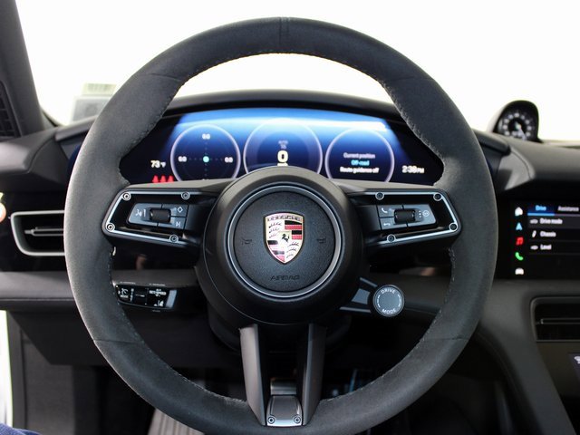 New 2025 Porsche Taycan image 18