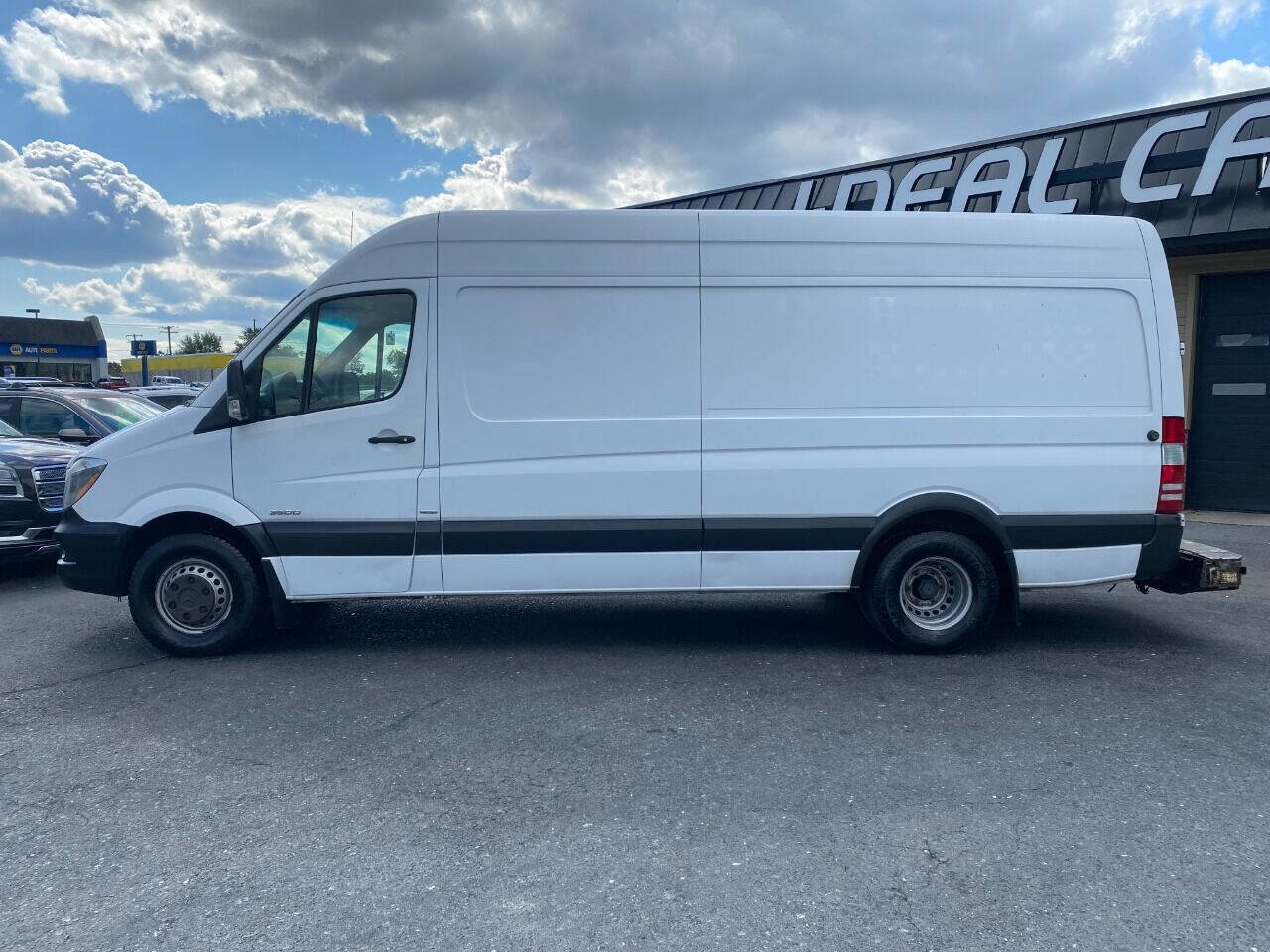 Used 2014 Mercedes-Benz Sprinter 3500 image 8