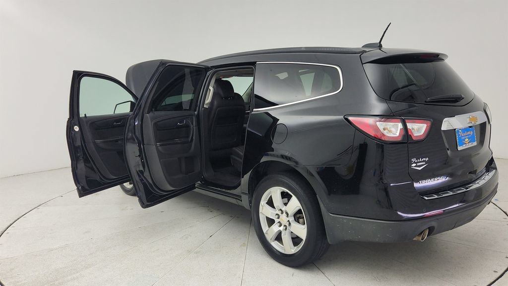 Used 2017 Chevrolet Traverse Premier FWD image 35