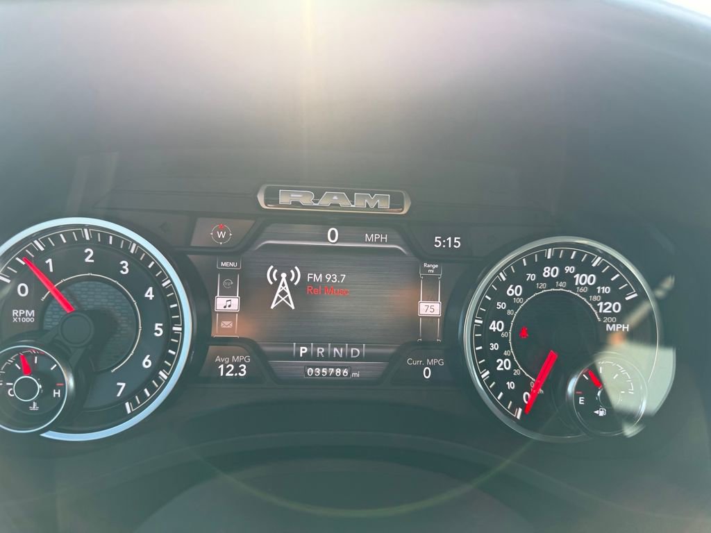 Used 2022 RAM 1500 Laramie w/ Sport Appearance Package image 15