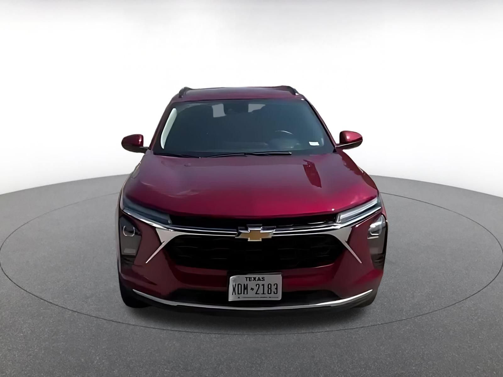 Used 2025 Chevrolet Trax LT w/ LT Convenience Package FWD image 11