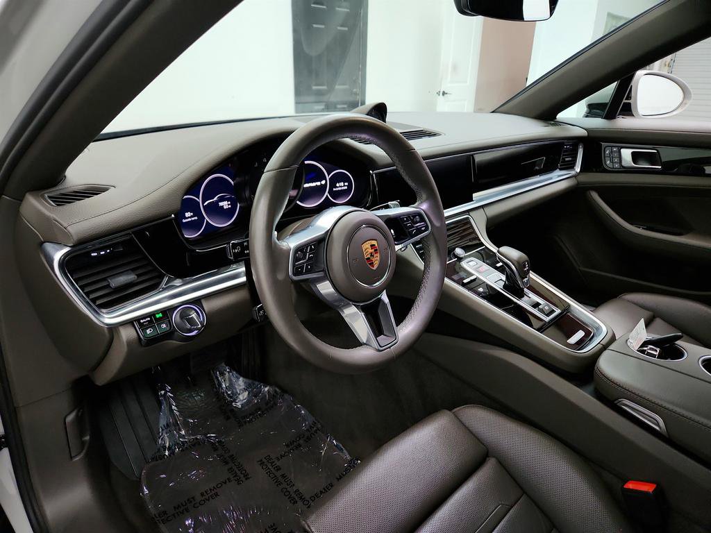 Used 2020 Porsche Panamera 4 image 13