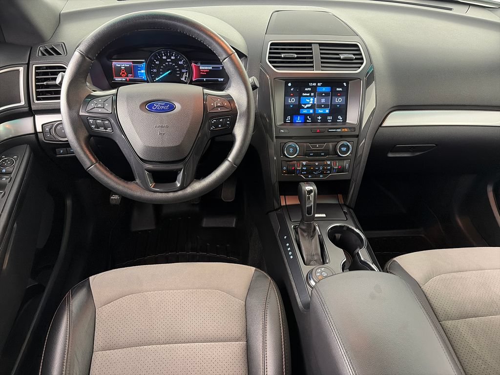Certified 2017 Ford Explorer XLT w/ Equipment Group 202A AWD/4WD image 14