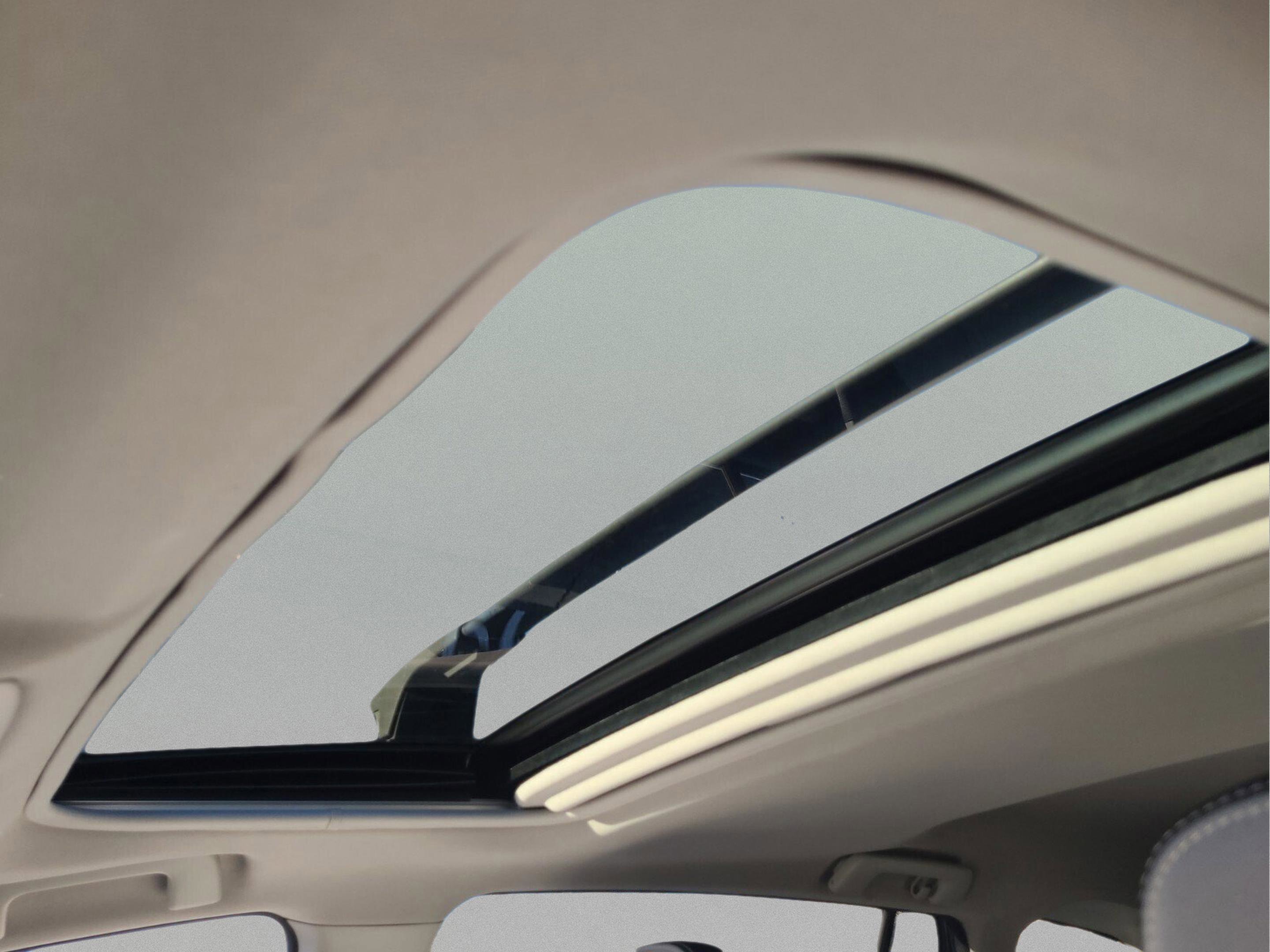 Certified 2018 Toyota RAV4 LE Plus image 14