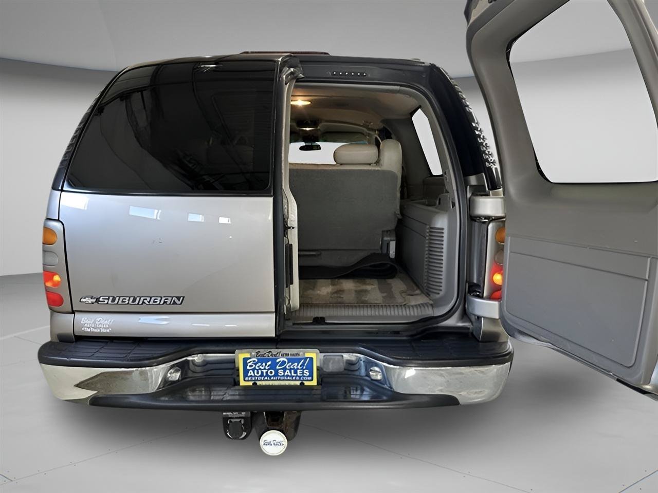 Used 2000 Chevrolet Suburban 2500 LS w/ LS Preferred Equipment Group AWD/4WD image 28