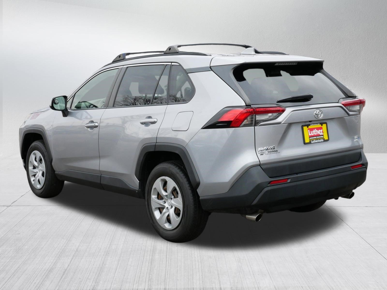 Used 2019 Toyota RAV4 LE w/ All Weather Liner Package image 5