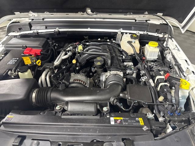 Used 2021 Jeep Gladiator Sport image 43