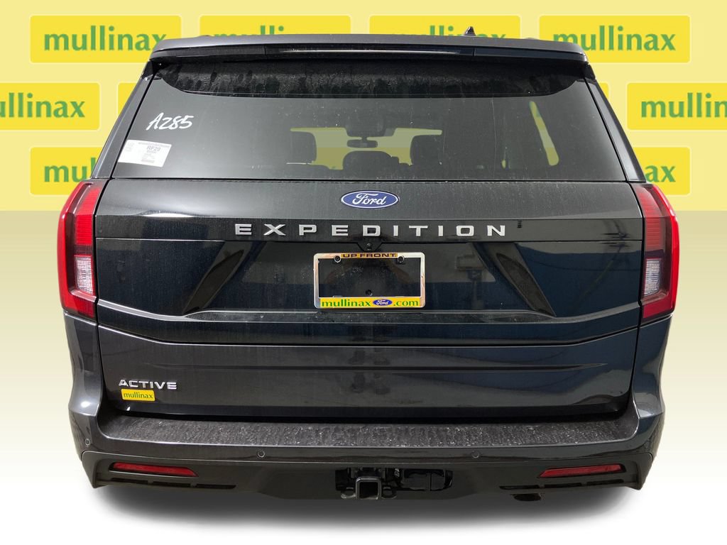 New 2026 Ford Expedition Active RWD image 8
