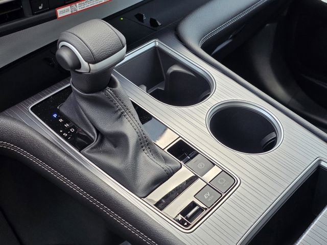 New 2026 Toyota Sienna XLE image 18