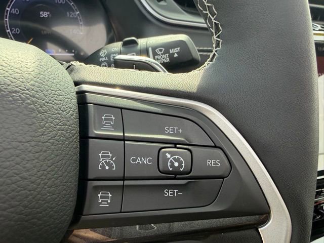 Used 2023 Jeep Grand Cherokee Altitude image 20