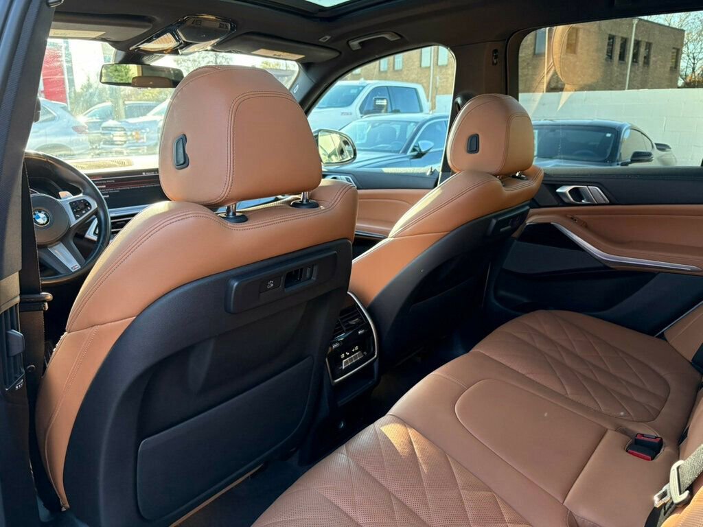 Used 2023 BMW X5 xDrive40i w/ M Sport Package image 17