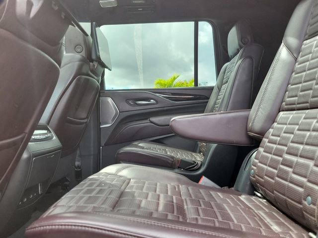 Used 2021 Cadillac Escalade ESV Sport Platinum image 9