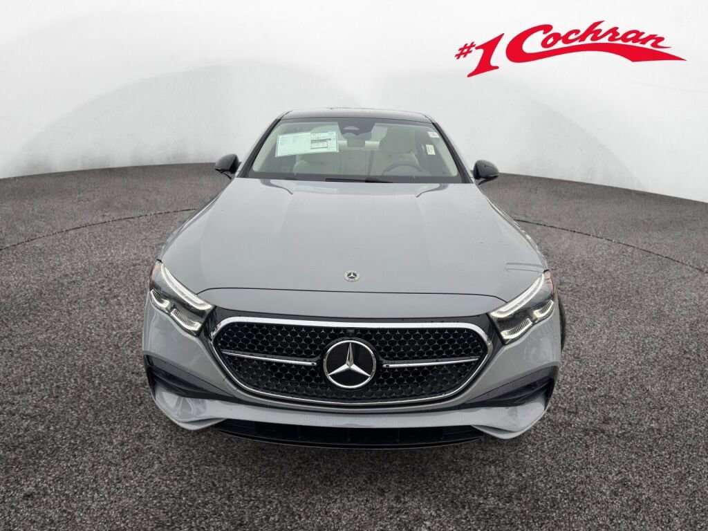 New 2026 Mercedes-Benz E 350 4MATIC Sedan image 2
