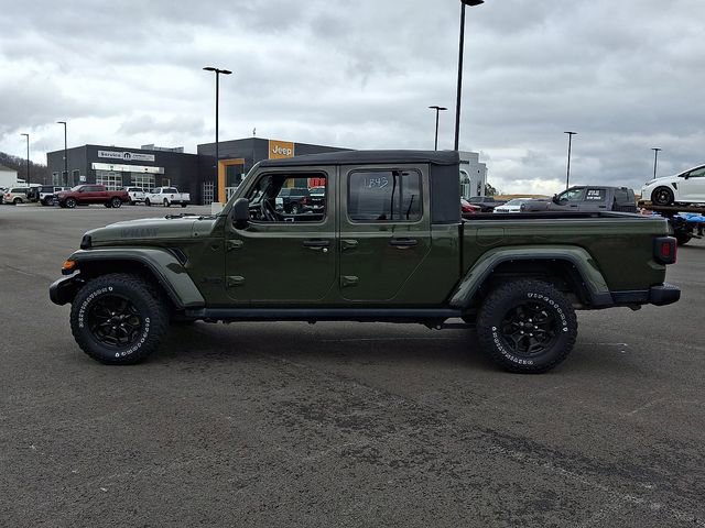 Used 2022 Jeep Gladiator Sport image 4