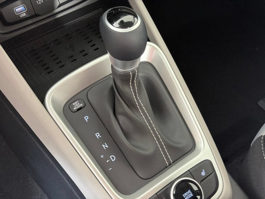 New 2026 Hyundai Venue SEL FWD image 17