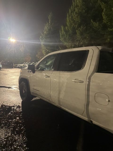 Used 2022 GMC Sierra 1500 SLE image 7