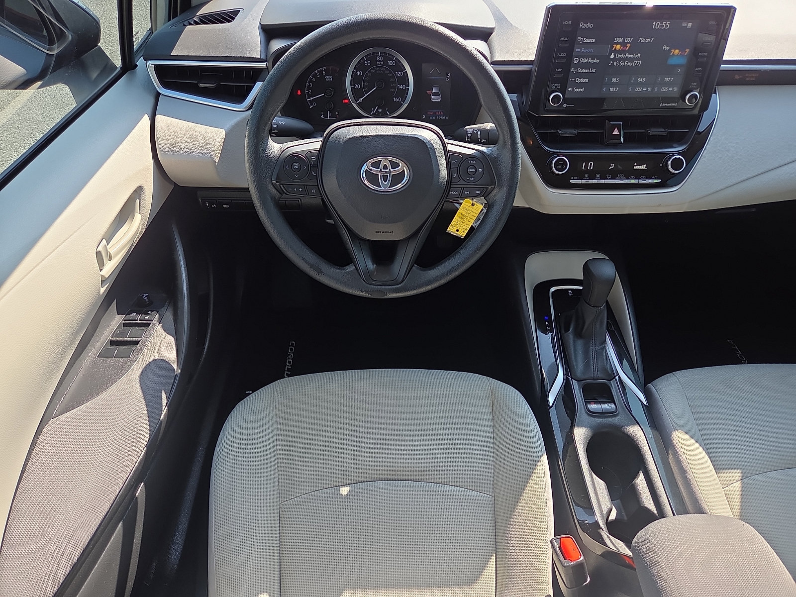 Used 2022 Toyota Corolla LE FWD image 11