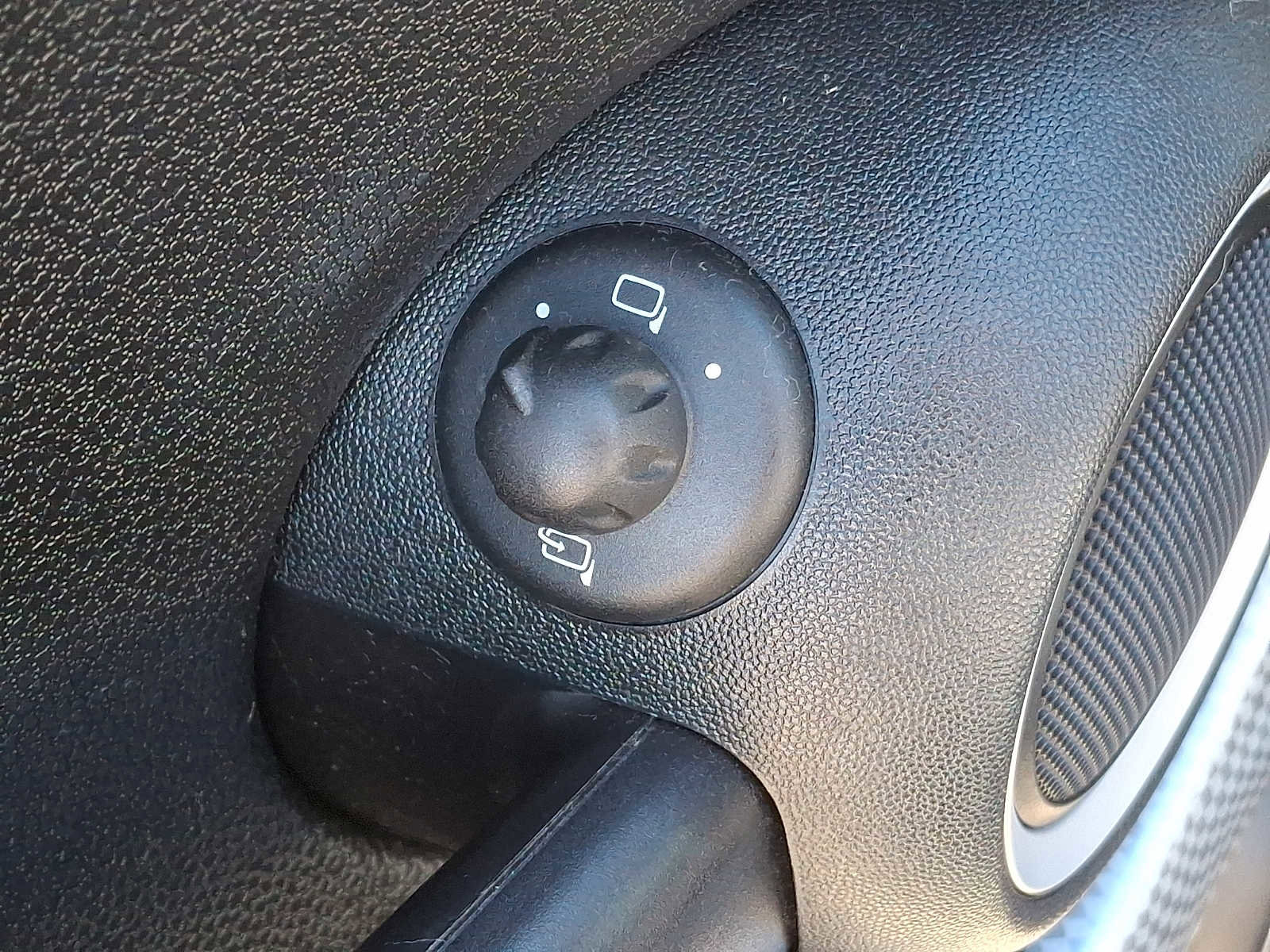 Used 2010 MINI Cooper S image 25