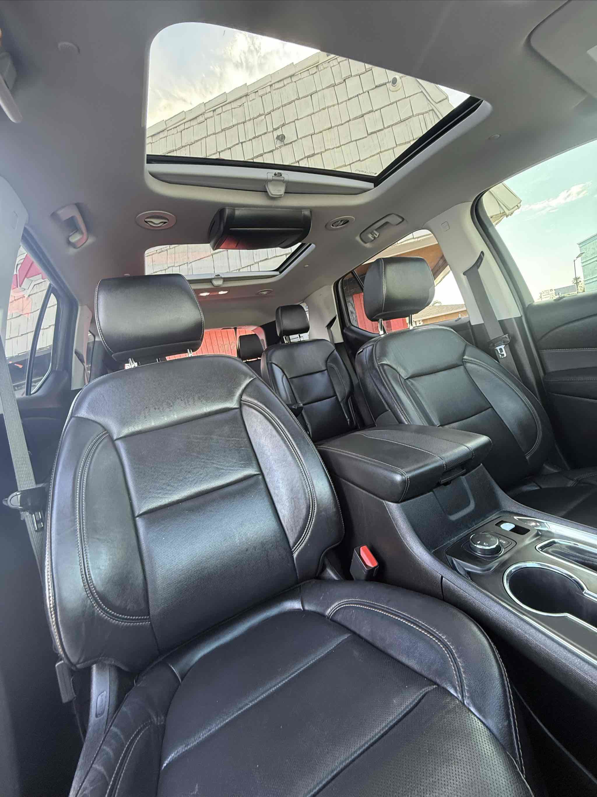 Used 2018 Chevrolet Traverse Premier image 72