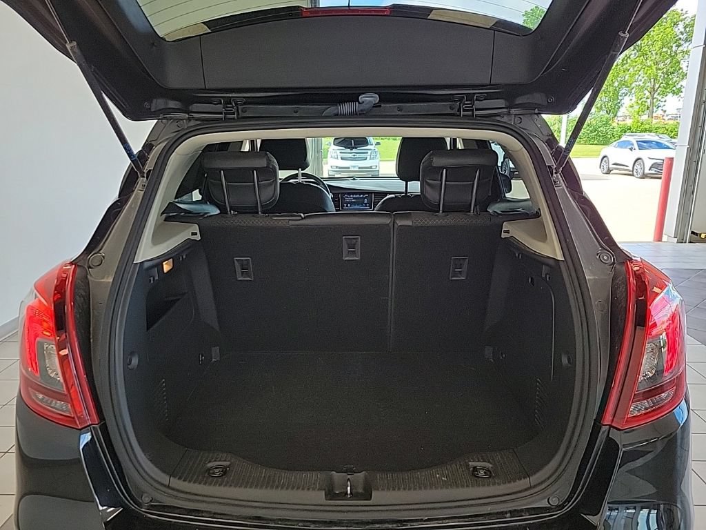 Used 2020 Buick Encore Preferred w/ Safety Package FWD image 13