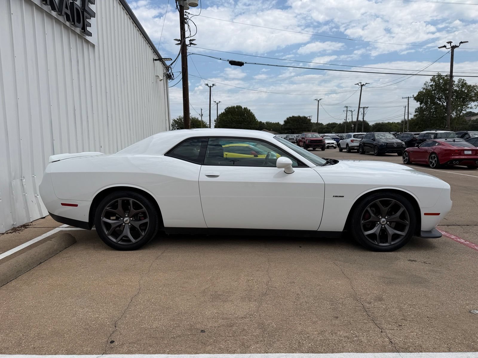Used 2019 Dodge Challenger R/T RWD image 8