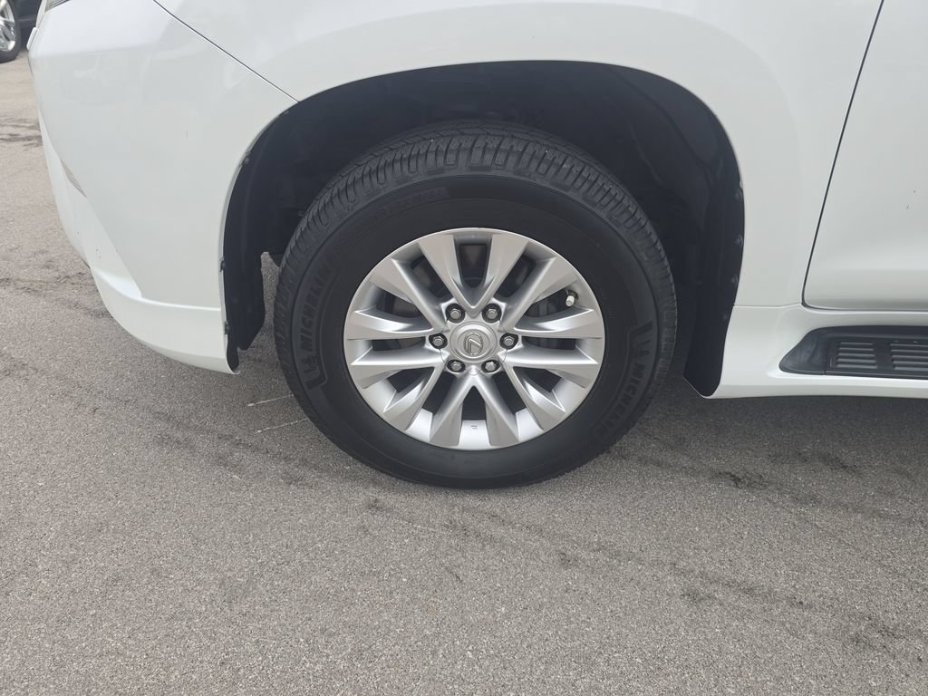 Used 2021 Lexus GX 460 Premium w/ Premium Package AWD/4WD image 10