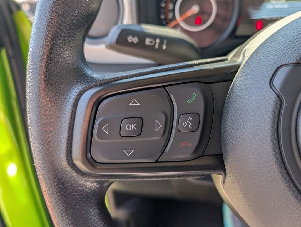 Used 2025 Jeep Wrangler Sport image 23